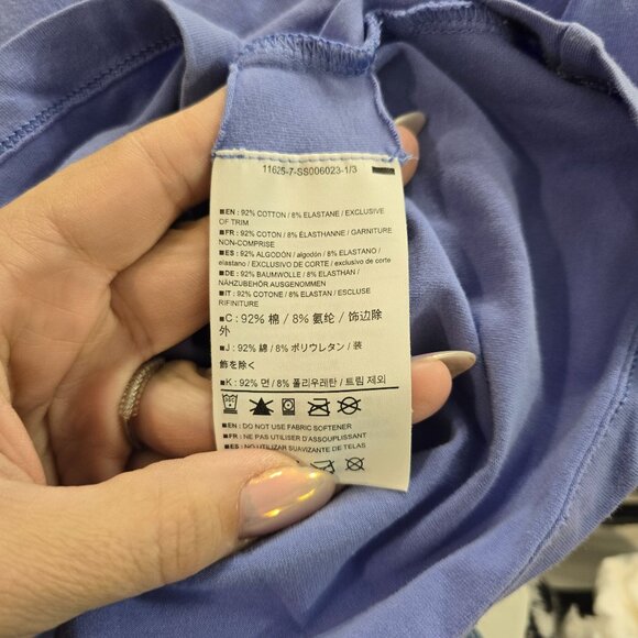 ArcTeryx purple Short Sleeve T-Shirt size M Cotton Blend Crew Neck Casual Wear - Picture 3 of 8